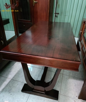 Bàn khách kiểu chữ U xưa