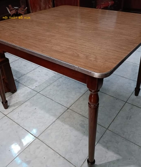 Bàn vuông mặt meca không thấm nước