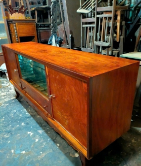 TỦ BUFFET GỖ NU