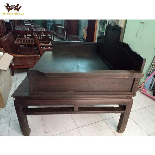 Divang (sập) xưa mặt ván gõ